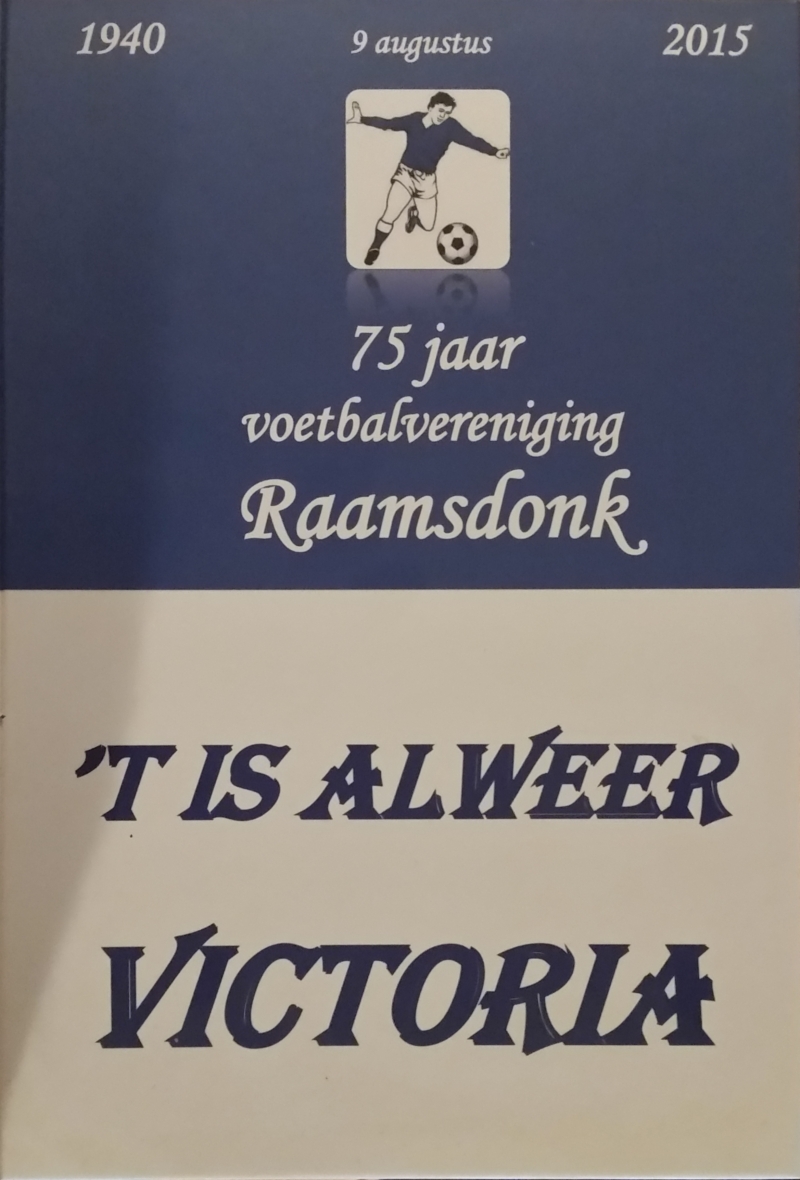 Kaft van Jubileumboek 75 jaar voetbalvereniging Raamsdonk