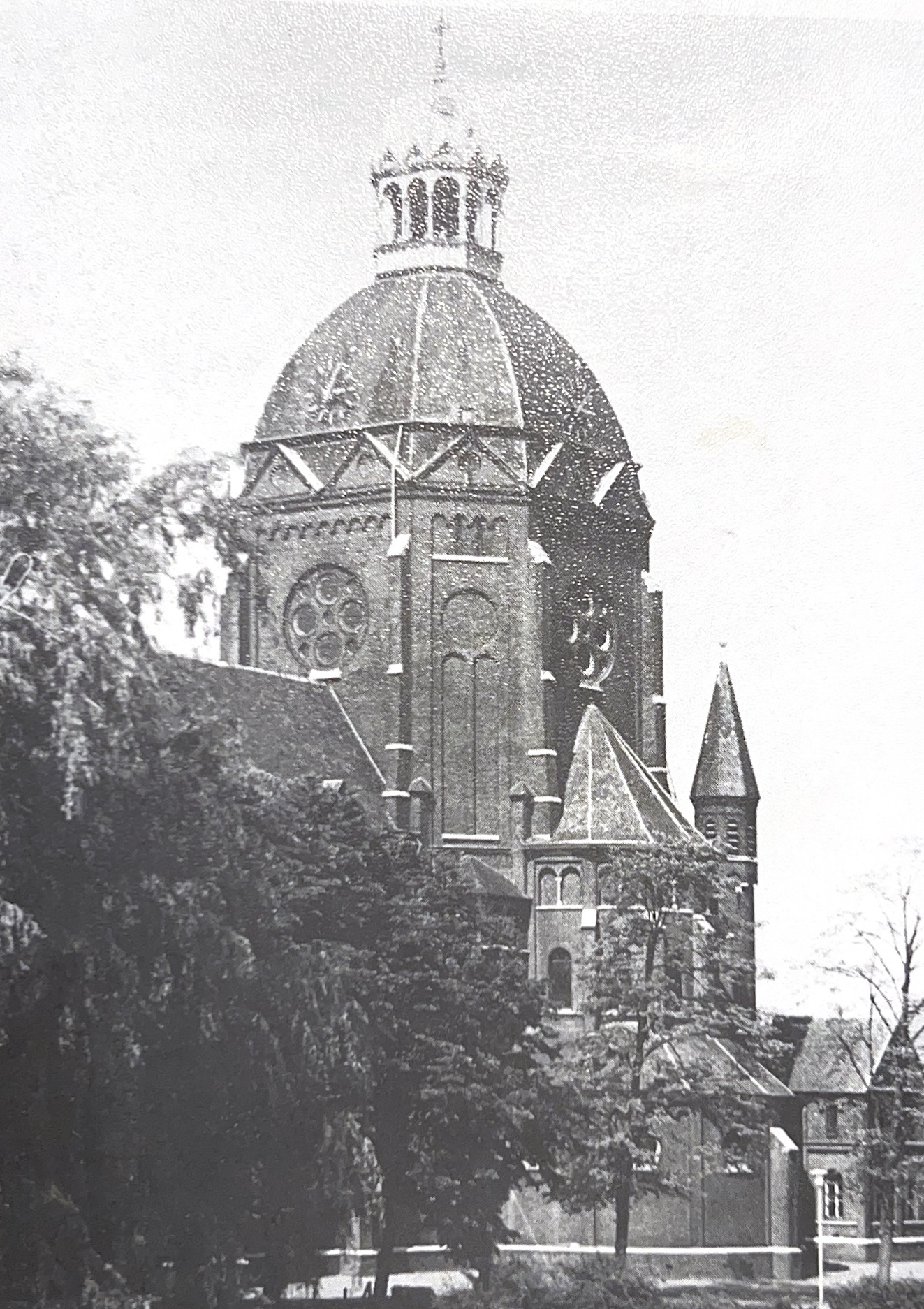 Kaft van Het kerkepad naar Raamsdonk